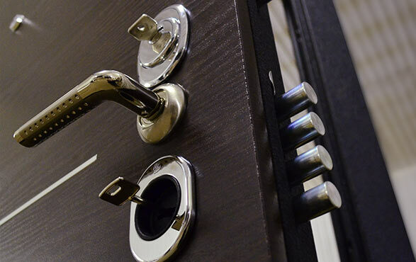 ВСКРЫТИЕ ЗАМКОВ 